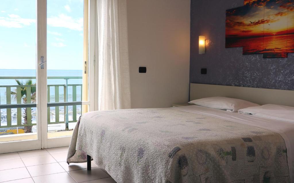 Hotel Piccolo Paradiso Bordighera Eksteriør billede