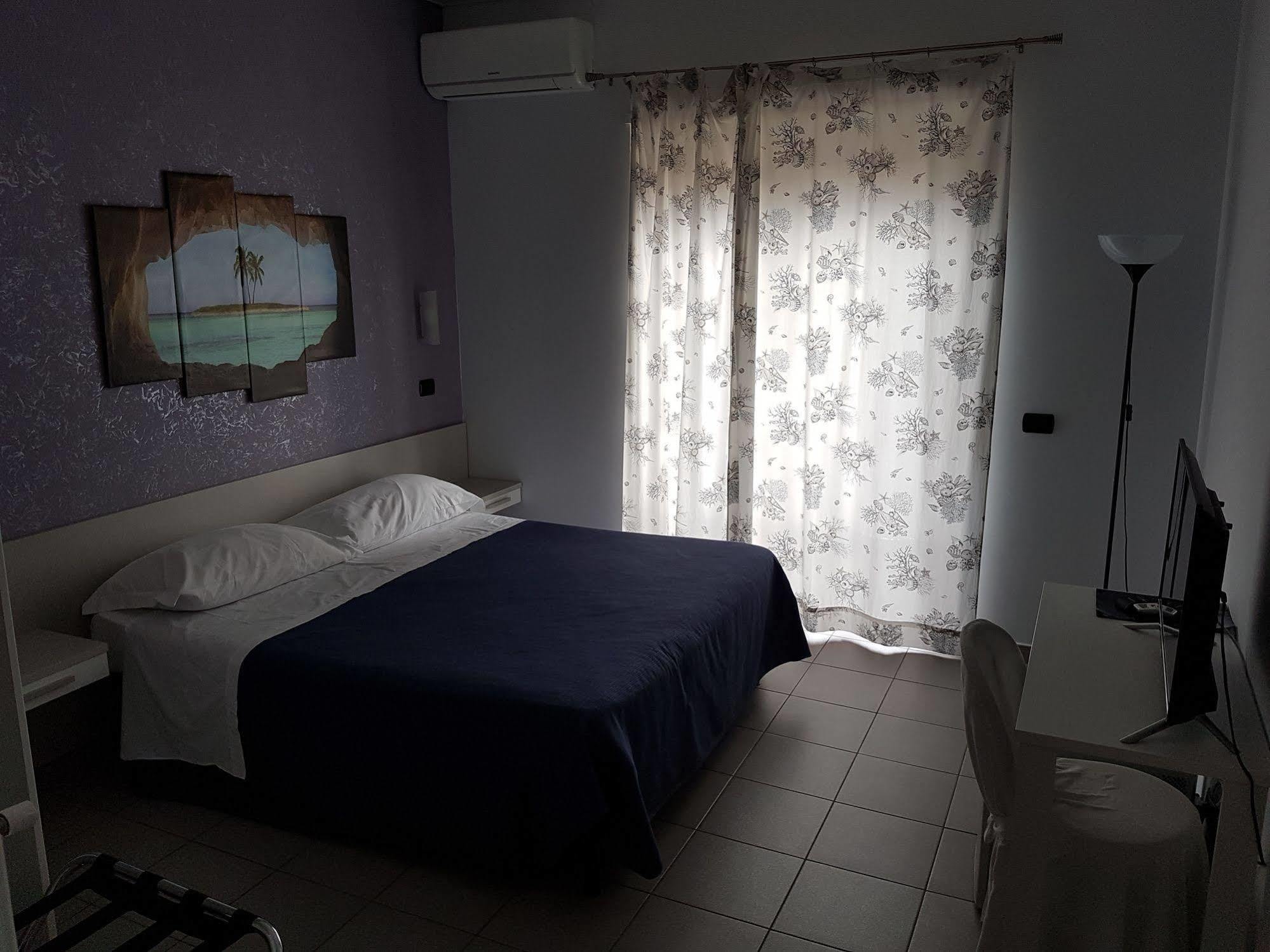 Hotel Piccolo Paradiso Bordighera Eksteriør billede